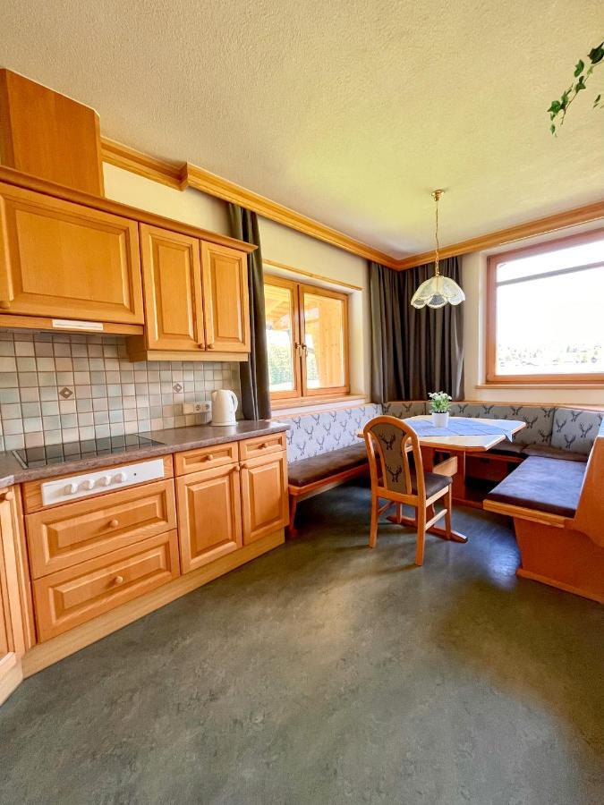 Apartmenthaus Brigitte 로이타쉬 외부 사진