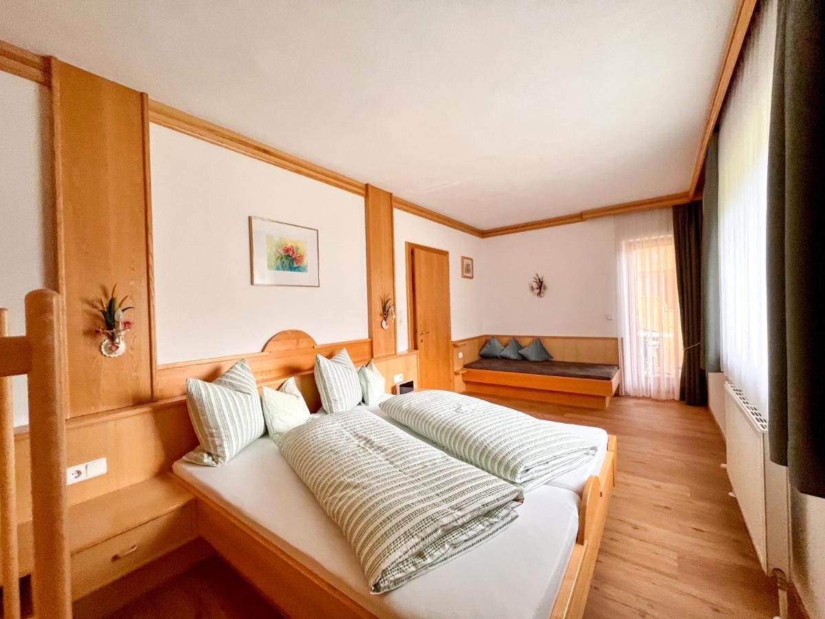 Apartmenthaus Brigitte 로이타쉬 외부 사진