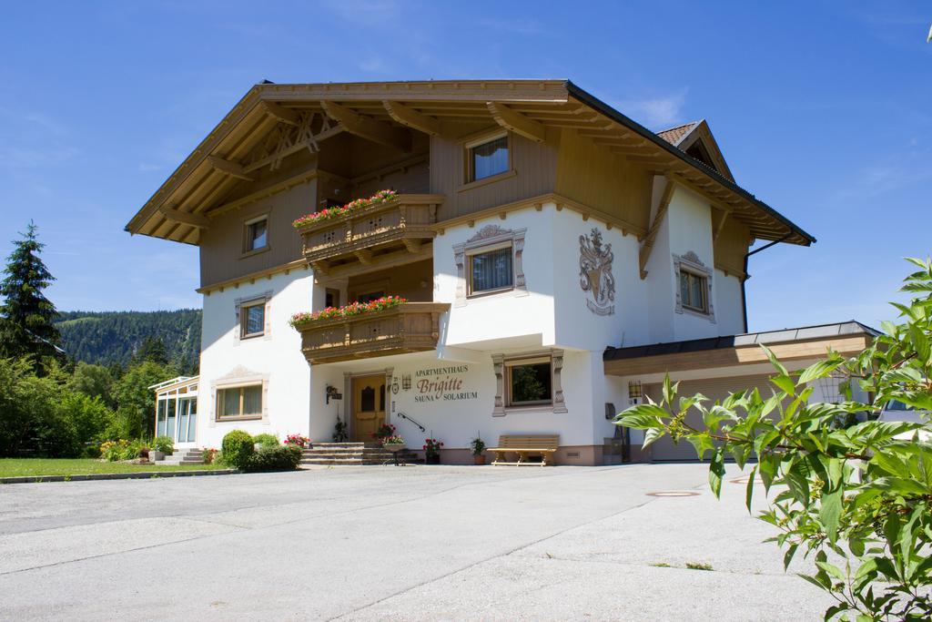 Apartmenthaus Brigitte 로이타쉬 외부 사진